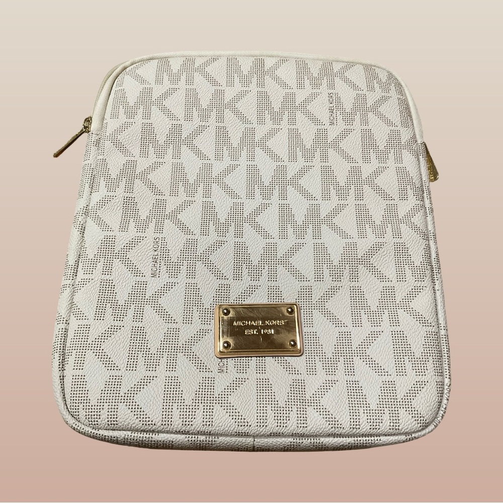 Michael Kors 10” Tablet Case MK Logo Zip Pouch Gold Hardware Neutral Beige NWOT - Picture 2 of 8